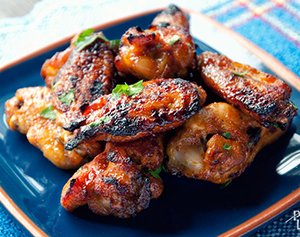 baked sriracha chicken wings
